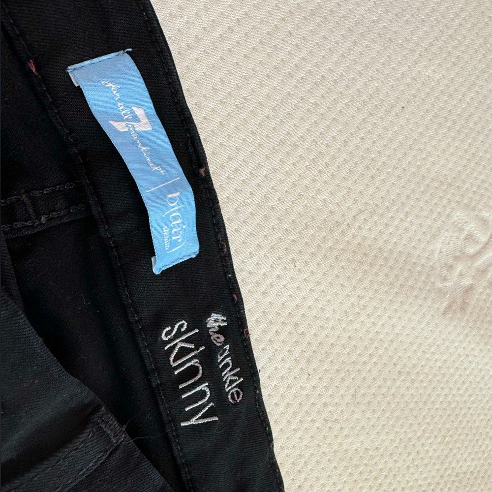 Stretchy 7 Jeans black pencil cut jeans with side stripe detail